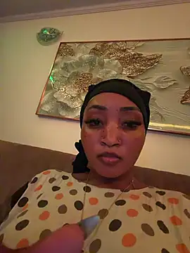 Snapshot of Candiey001 chatting on July 2026 07:05:02 PM Candiey001 online show from July 2026 07:05:02 PM