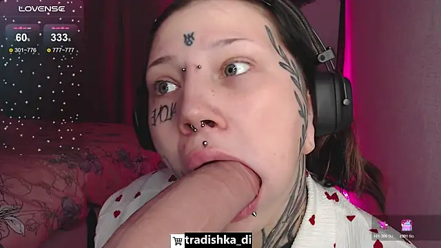 tradishka online show from November 2025 08:01:01 PM