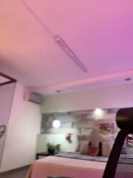 Snapshot of Emilia_Bakerr chatting on December 2024 06:20:02 PM Emilia Bakerr online show from December 2024 06:20:02 PM