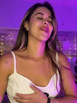 Snapshot of Emilia_Bakerr chatting on January 2025 08:43:02 PM Emilia Bakerr online show from January 2025 08:43:02 PM