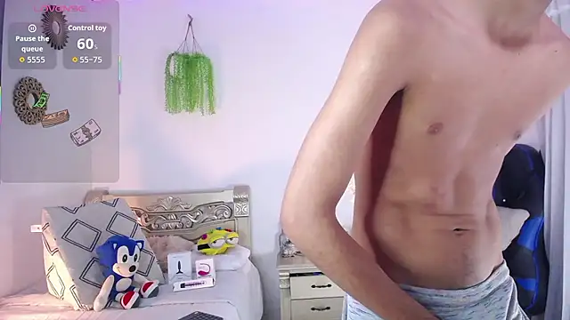 huge armound online show from January 2026 11:10:01 PM