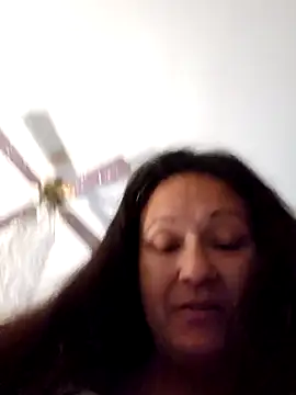 Snapshot of sweetkitty111 chatting on December 2024 08:18:01 PM sweetkitty111 online show from December 2024 08:18:01 PM