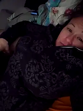 Snapshot of sweetkitty111 chatting on December 2024 05:40:02 AM sweetkitty111 online show from December 2024 05:40:02 AM