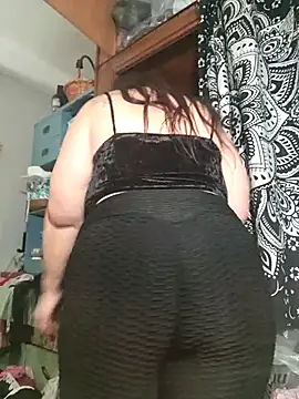 Snapshot of sweetkitty111 chatting on February 2025 08:21:01 AM sweetkitty111 online show from February 2025 08:21:01 AM