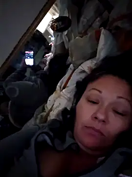 Snapshot of sweetkitty111 chatting on February 2025 05:35:01 AM sweetkitty111 online show from February 2025 05:35:01 AM