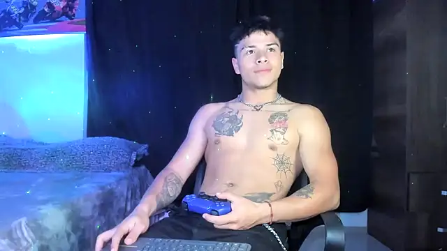 Snapshot of Dominic_Biker__ chatting on December 2024 01:17:01 AM Dominic Biker online show from December 2024 01:17:01 AM