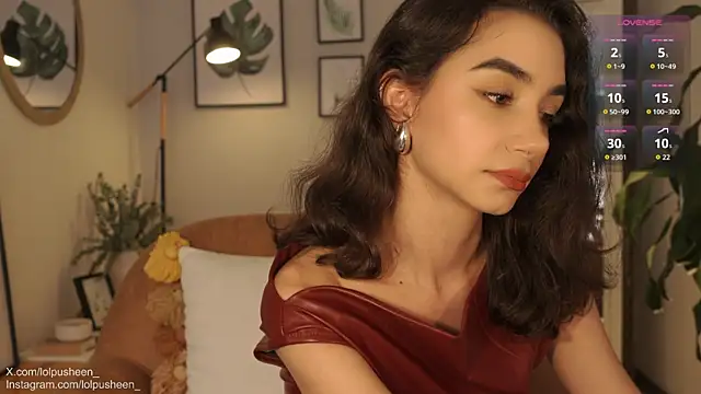 JulietteDee online show from November 2025 09:42:02 PM