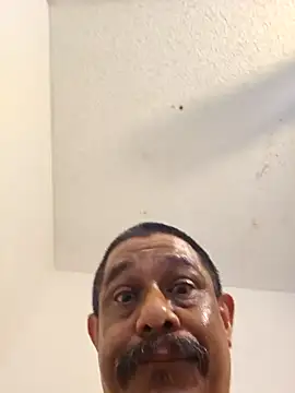 Snapshot of anyway2cum chatting on February 2025 05:14:01 PM anyway2cum online show from February 2025 05:14:01 PM