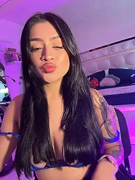 lucianaroy online show from February 2026 04:13:01 AM