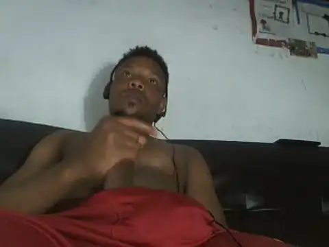 Snapshot of hugo3918_ chatting on February 2025 03:56:02 AM hugo3918 online show from February 2025 03:56:02 AM