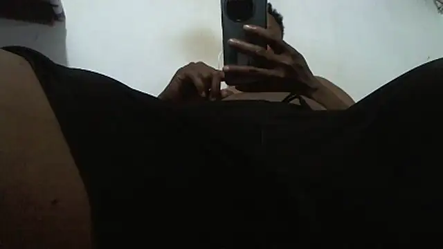 hugo3918  online show from February 2026 02:53:01 AM