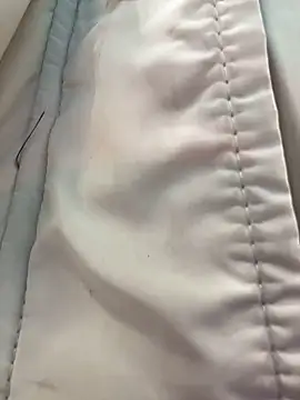 LikaCat online show from October 2025 05:07:01 AM