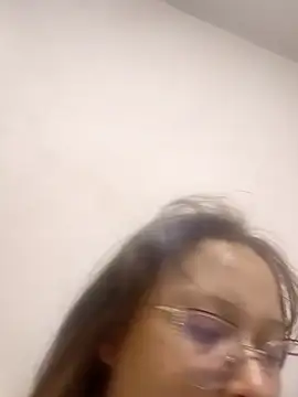 Snapshot of lucyy06 chatting on July 2026 05:42:02 AM lucyy06 online show from July 2026 05:42:02 AM