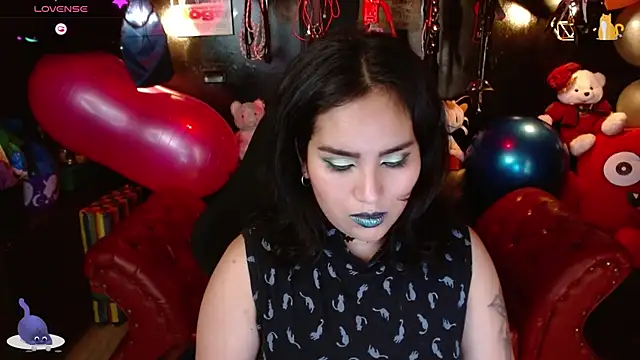 Snapshot of kureiji_hentaii chatting on November 2025 09:31:01 PM kureiji hentaii online show from November 2025 09:31:01 PM