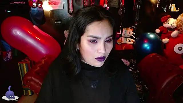 Snapshot of kureiji_hentaii chatting on November 2025 11:27:01 PM kureiji hentaii online show from November 2025 11:27:01 PM