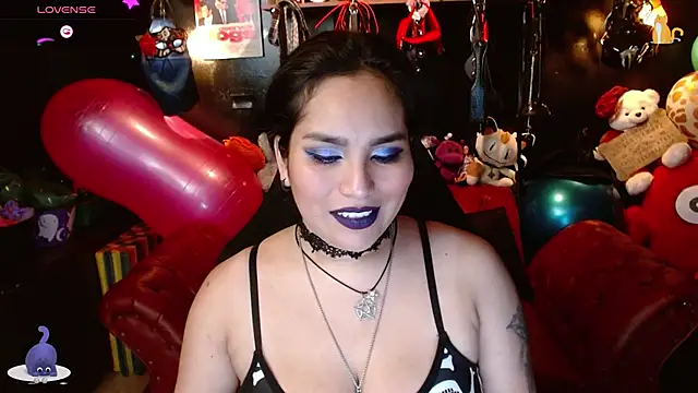 Snapshot of kureiji_hentaii chatting on December 2025 12:51:01 AM kureiji hentaii online show from December 2025 12:51:01 AM