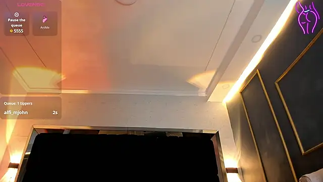 NikkySmiith online show from February 2025 01:57:01 AM
