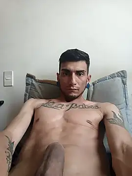 Snapshot of Bogotano1312 chatting on December 2025 08:05:02 PM Bogotano1312 online show from December 2025 08:05:02 PM
