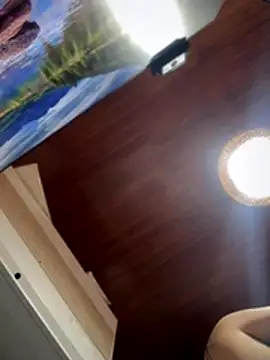 Snapshot of MarianaBenz chatting on November 2025 11:27:02 PM MarianaBenz online show from November 2025 11:27:02 PM