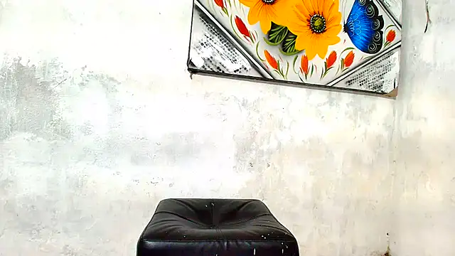 Snapshot of luciana_daza chatting on January 2025 01:00:02 AM luciana daza online show from January 2025 01:00:02 AM