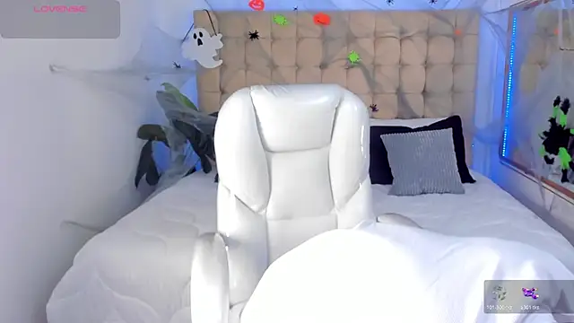 Alex cute77 online show from October 2025 11:09:01 AM