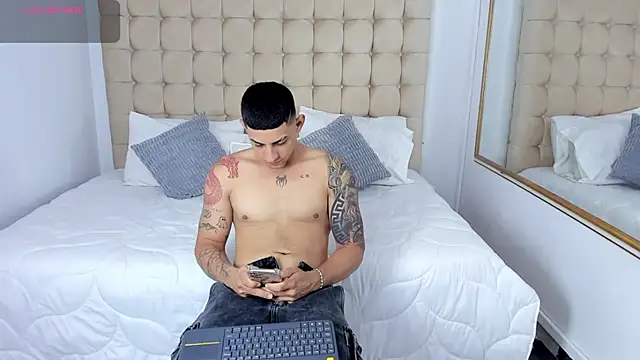 Alex cute77 online show from November 2025 12:27:01 PM