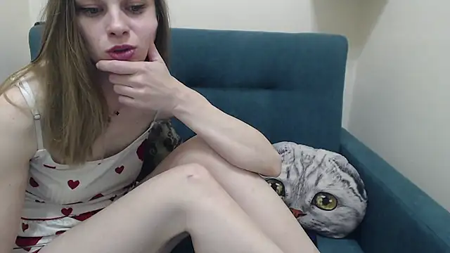 Snapshot of BustyBlondyShow chatting on June 2026 02:33:01 PM BustyBlondyShow online show from June 2026 02:33:01 PM