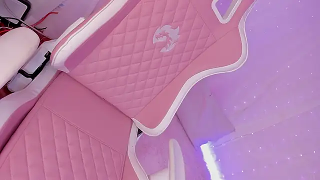 lili taylor online show from January 2025 02:13:01 PM