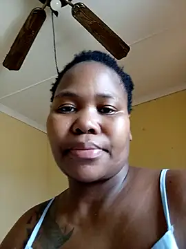 Real1SweetQueen online show from February 2025 10:04:01 AM