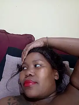 Real1SweetQueen online show from February 2025 05:01:02 PM