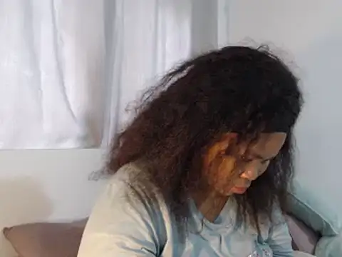 Real1SweetQueen online show from October 2025 05:32:02 AM