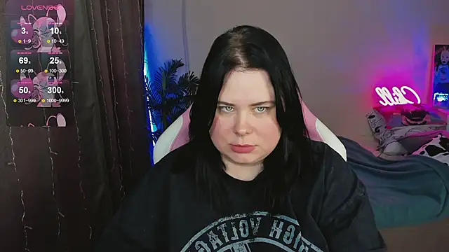 Akemi BBW online show from November 2025 04:46:02 AM