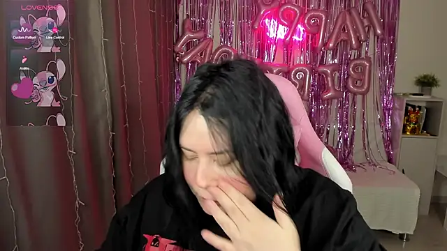 Akemi BBW online show from April 2026 03:18:02 AM