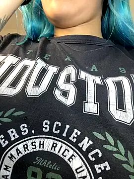 kaoticblue  online show from December 2025 10:15:01 PM