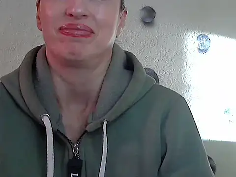 Jillian Pattie online show from November 2025 12:27:02 PM