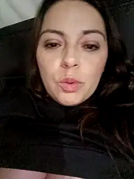 Snapshot of seherlatin chatting on February 2025 01:44:01 AM seherlatin online show from February 2025 01:44:01 AM