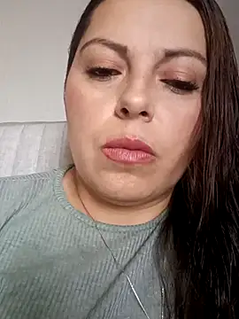 Snapshot of seherlatin chatting on November 2025 05:24:02 PM seherlatin online show from November 2025 05:24:02 PM