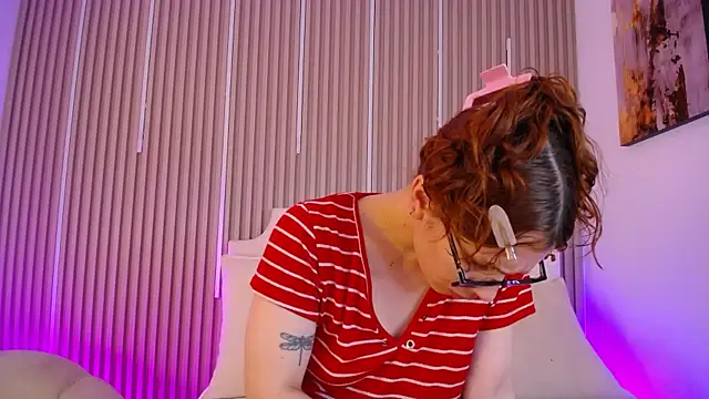 Snapshot of Katy_Van chatting on July 2026 08:55:01 PM Katy Van online show from July 2026 08:55:01 PM