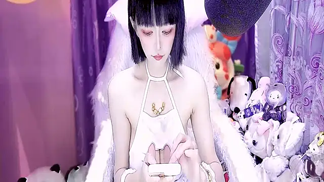 Snapshot of kumamon- chatting on October 2025 02:32:02 PM kumamon- online show from October 2025 02:32:02 PM