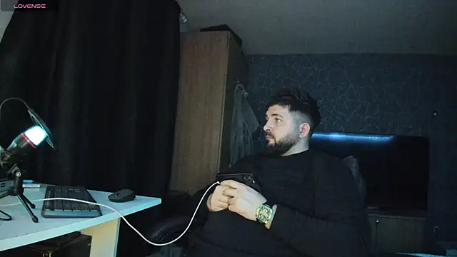 Snapshot of Eduu2322 chatting on January 2025 11:06:01 PM Eduu2322 online show from January 2025 11:06:01 PM