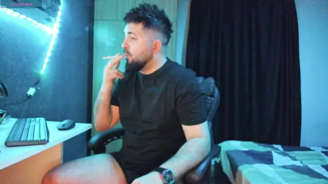 Snapshot of Eduu2322 chatting on February 2025 09:47:02 PM Eduu2322 online show from February 2025 09:47:02 PM