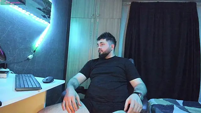 Snapshot of Eduu2322 chatting on February 2025 10:14:02 PM Eduu2322 online show from February 2025 10:14:02 PM