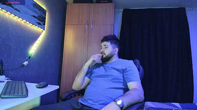 Snapshot of Eduu2322 chatting on February 2025 10:37:02 PM Eduu2322 online show from February 2025 10:37:02 PM