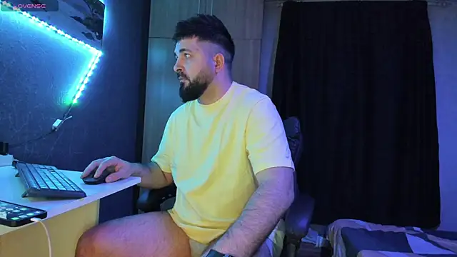 Snapshot of Eduu2322 chatting on March 2025 10:08:02 PM Eduu2322 online show from March 2025 10:08:02 PM