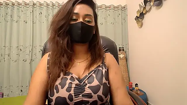 Snapshot of OH-Monica chatting on November 2025 08:53:01 PM OH-Monica online show from November 2025 08:53:01 PM