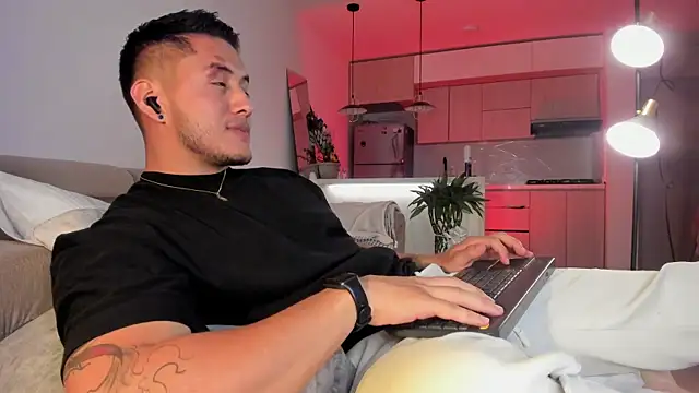 Snapshot of Chriskyle_ chatting on March 2025 04:03:02 AM Chriskyle  online show from March 2025 04:03:02 AM