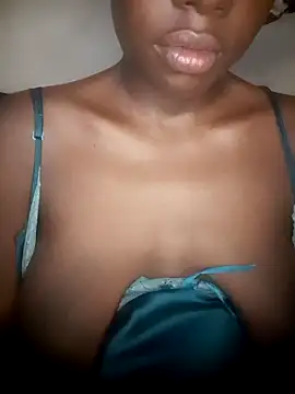 Snapshot of Saggy_boobs chatting on December 2024 07:10:01 PM Saggy boobs online show from December 2024 07:10:01 PM