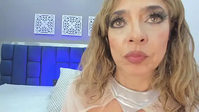 Snapshot of thecrazyadamss_ chatting on February 2025 03:35:02 AM thecrazyadamss online show from February 2025 03:35:02 AM