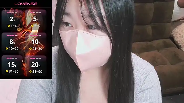 Snapshot of yuinyan3150 chatting on January 2025 06:32:01 PM yuinyan3150 online show from January 2025 06:32:01 PM