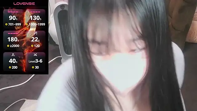 Snapshot of yuinyan3150 chatting on March 2025 10:31:02 PM yuinyan3150 online show from March 2025 10:31:02 PM